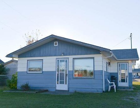 Thunderhill Motel And Suites Swan River Esterno foto